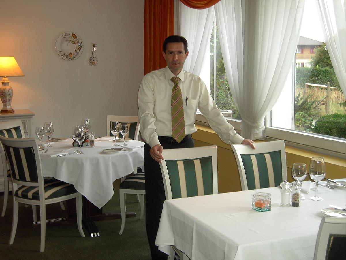Hotel Restaurant Klosterli Pieterlen Bagian luar foto