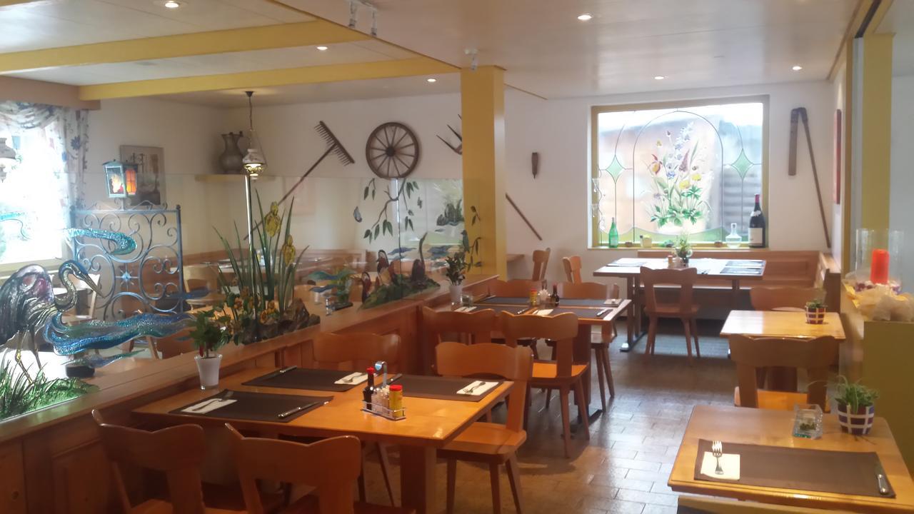 Hotel Restaurant Klosterli Pieterlen Bagian luar foto