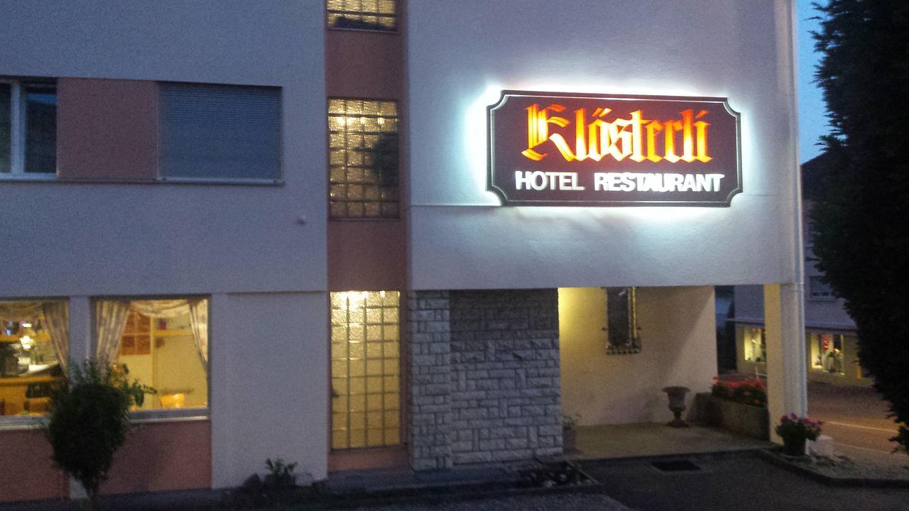 Hotel Restaurant Klosterli Pieterlen Bagian luar foto